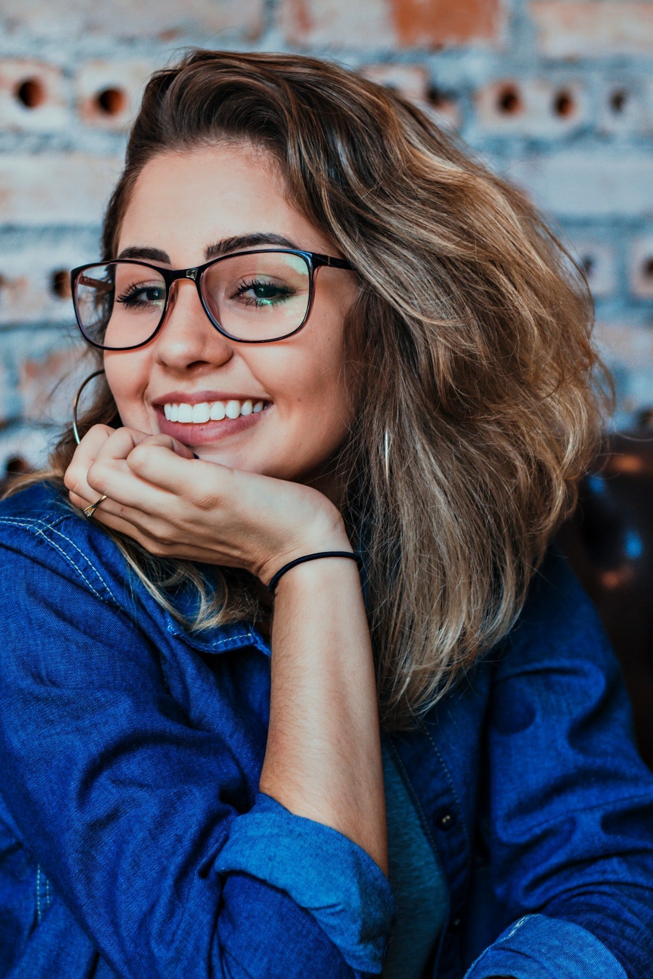 Read More About The Article Binding And White Fillings