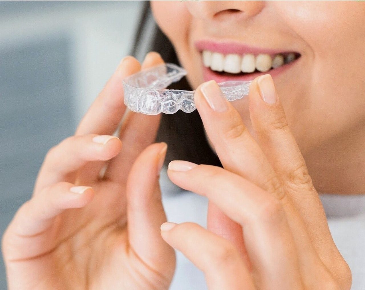 Read More About The Article 8 Reasons To Choose Invisalign Clear Aligners Over Metal Braces