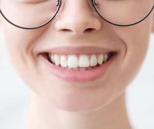 Dry Mouth In Wellington Fl: Causes, Comfort Tips, And When To See Your Dentist